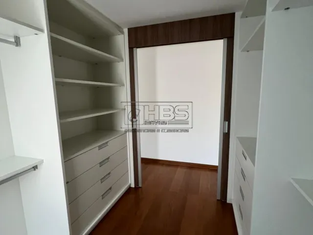 Imagem 16: Apartamento de 03 Suítes 05 Vagas 322M2 na Vila Olímpia