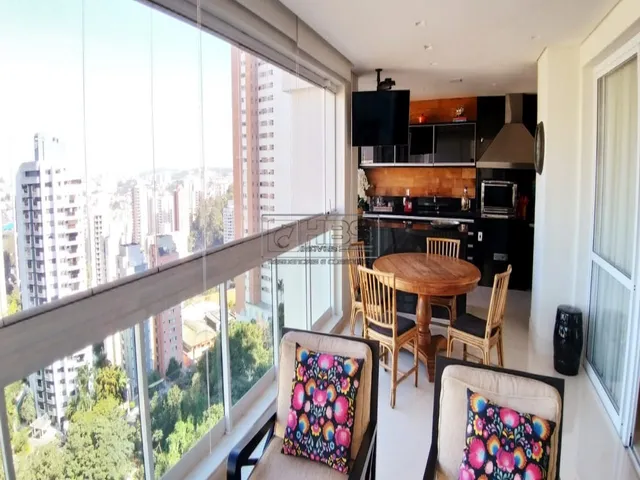 Imagem 4: Apartamento de 281 com 03 Suítes 04 Vagas no Panamby