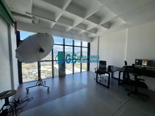 Imagem 4: Sala comercial à venda no bairro Centro - Palhoça/SC