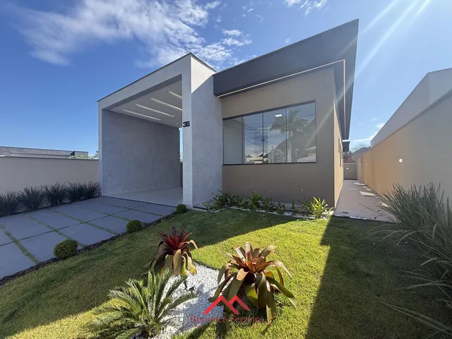 Imagem: A casa em condomínio possui 3 Dormitórios, 3 Suítes, 3