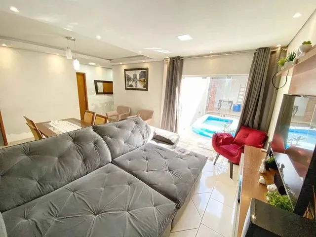 Imagem 4: Compre Casa em Jacaraipe com Churrasquira e Piscina