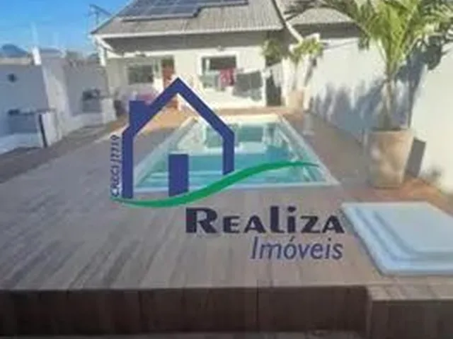 Imagem: A casa possui 3 Dormitórios, 1 Suíte, 3 Banheiros, 2