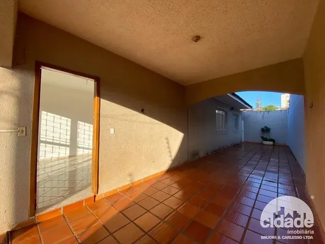 Imagem 10: Casa Residencial para Aluguel, 2 Quartos, 1 Suíte, 1 Vaga, Centro - Cascavel/Pr