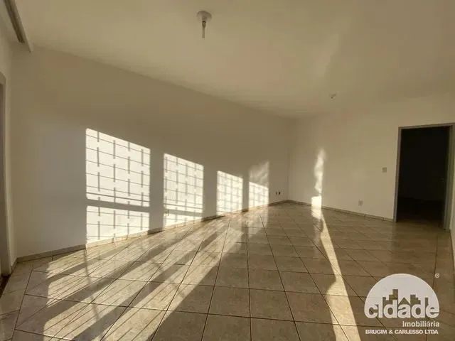 Imagem 9: Casa Residencial para Aluguel, 2 Quartos, 1 Suíte, 1 Vaga, Centro - Cascavel/Pr