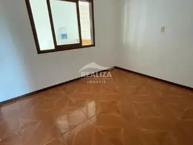 Imagem 4: Casa com 3 Dormitórios a 2 Min do Centro