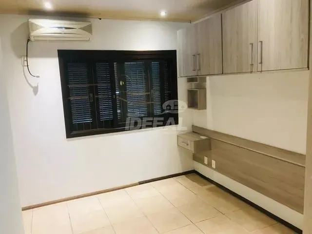 Imagem: Casa 3 Dormitórios Sendo 1 Suíte, 4 Vagas