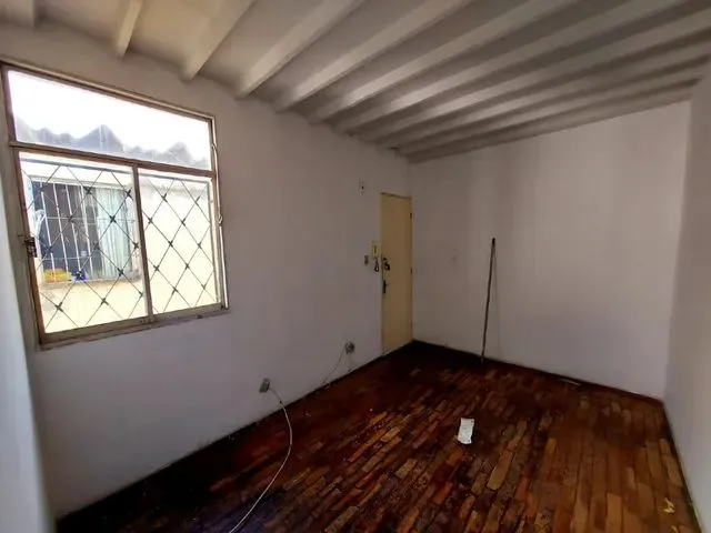 Imagem: Apartamento com 02 Quartos