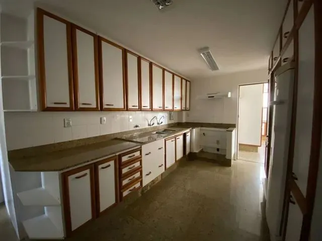 Imagem 12: Apartamento 4 Quartos com Varanda