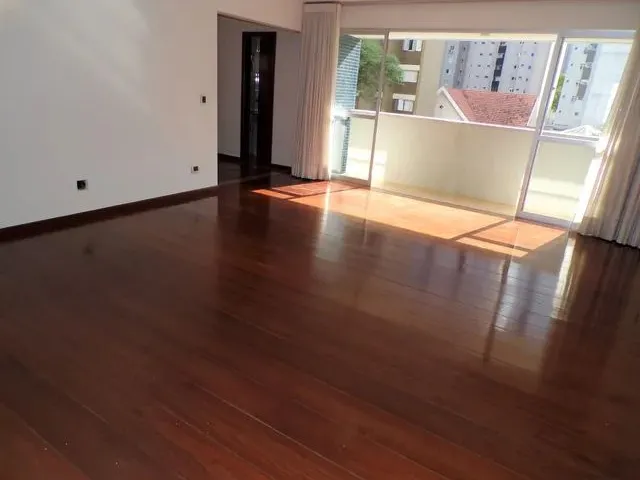 Imagem: 1 por Andar com 275 M² Privativos no Batel!