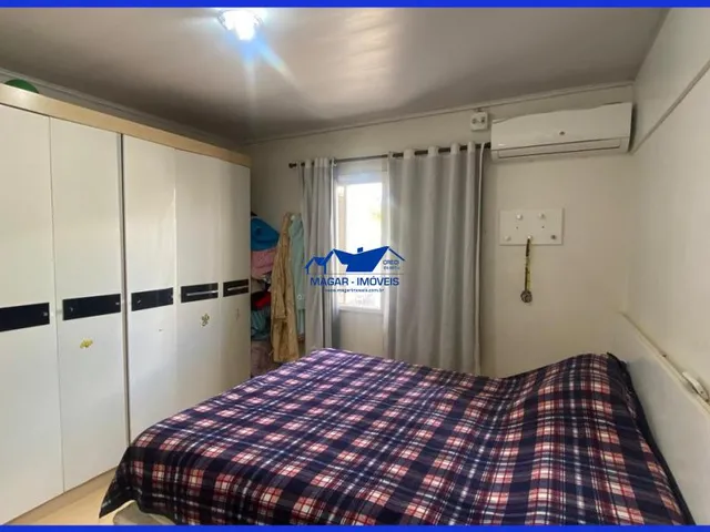 Imagem 9: Casa com 3 Dormitórios, Piscina Aquecida, Salão de Festas e Móveis Sob Medida no