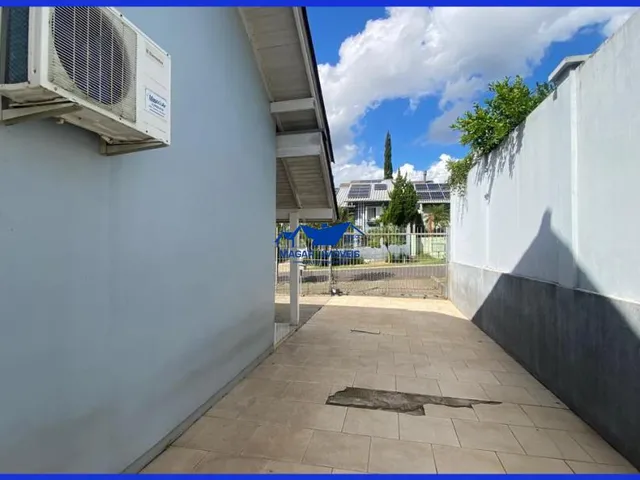 Imagem 12: Casa com 3 Dormitórios, Piscina Aquecida, Salão de Festas e Móveis Sob Medida no