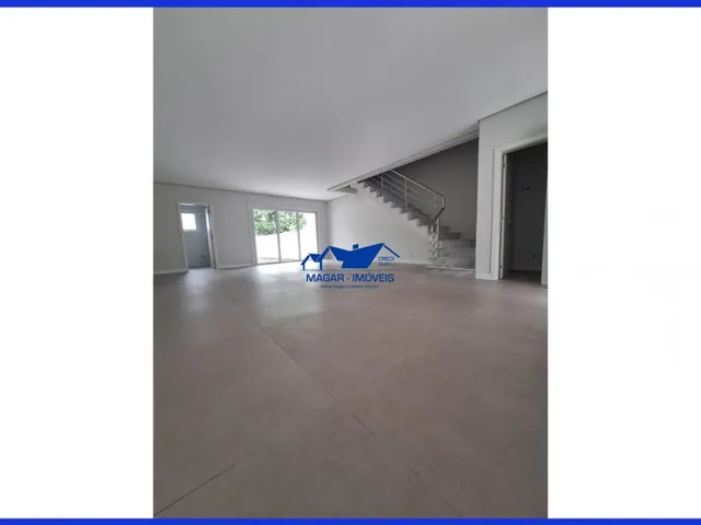 Imagem 9: Lindo sobrado com 3 suítes, Home office, garagem coberta para 2 carros, churrasqueira no