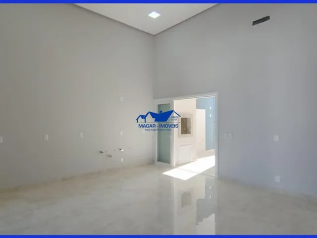 Imagem 10: Casa com 111,05m² de área construída, 3 dormitórios sendo 2 suítes, 800m do Hospital