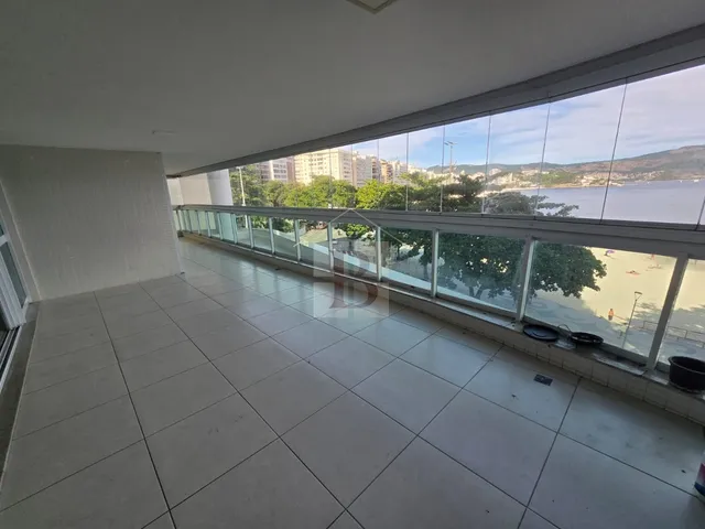 Imagem 7: Apartamento de Luxo à Venda em Icaraí, Niterói-RJ: 4 Quartos, 4 Suítes, 3 Salas, 5