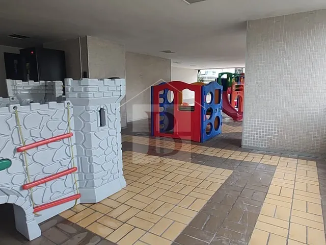 Imagem 7: Imperdível cobertura de 2 quartos com 194m² no Ingá, Niterói-RJ: 1 suíte, 1 sala, 3