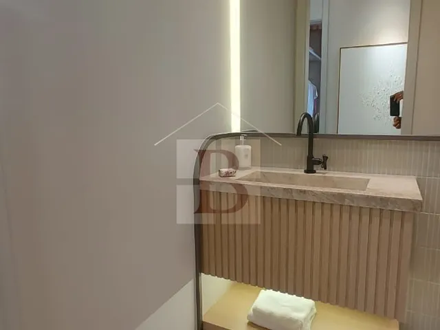 Imagem 2: Imperdível! Apartamento à venda no Centro de Niterói-RJ, 2 quartos, 1 suíte, 1 vaga