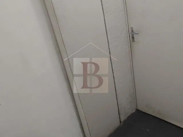 Imagem 2: Excelente ponto comercial para venda ou locação no Centro de Niterói-RJ: 3 banheiros e