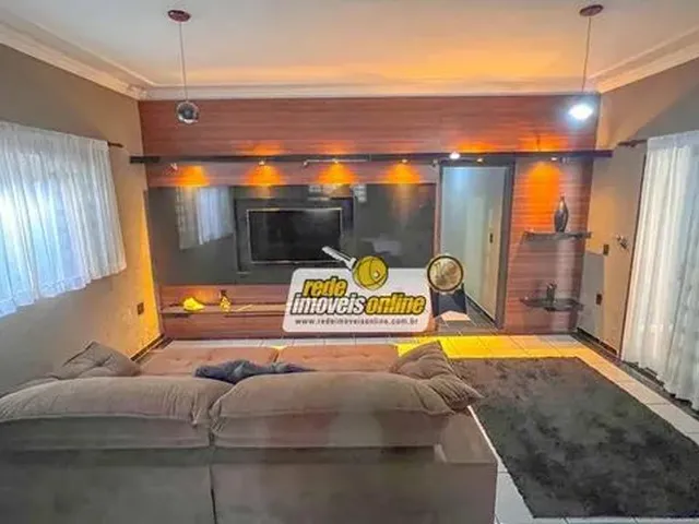Imagem: Casa com 2 Dormitórios À Venda, 184 M²
