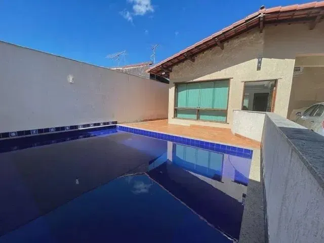 Imagem: Casa para Venda com 180 Metros Quadrados
