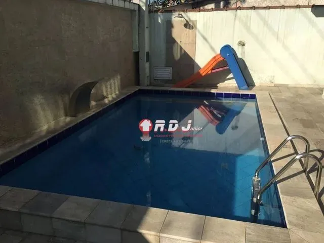 Imagem: Sobrado com 3 Dormitórios À Venda, 220