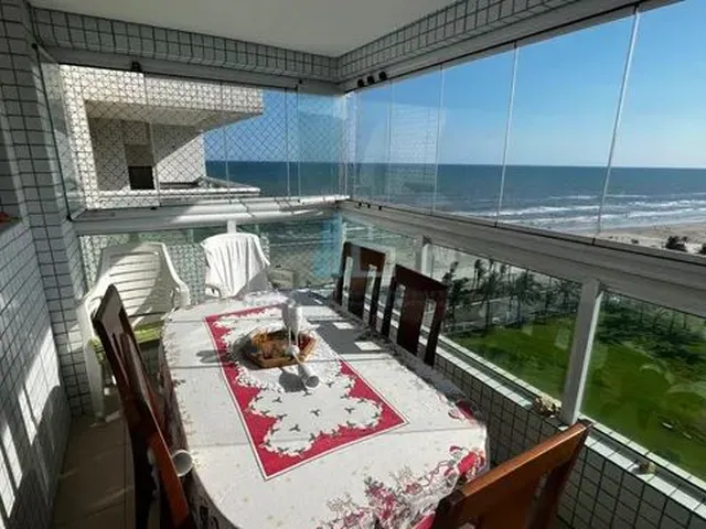 Imagem: Apartamento com 2 Dormitórios e Vista Lateral