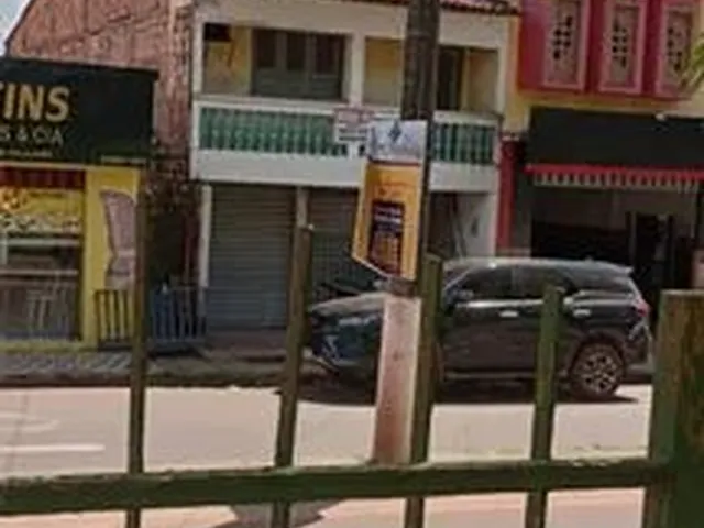 Imagem: Casa na Av. Washington Luiz, em Pinheiro