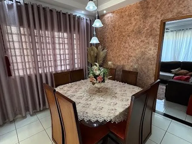 Imagem 14: Casa em Jardim Santa Rosa – Maringá, com edícula e churrasqueira