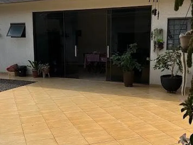 Imagem 15: Casa em Jardim Santa Rosa – Maringá, com edícula e churrasqueira