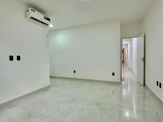 Imagem 7: Casa Plana C/ 3 Quartos em Rua Pública C/ 118M²