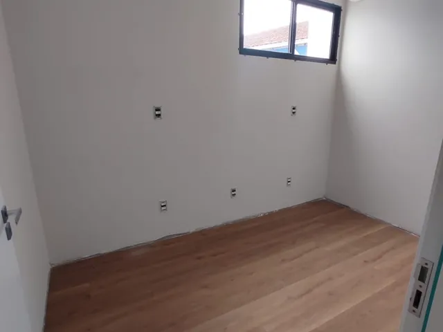 Imagem 2: Imperdível! Geminado de alto padrão com 3 suítes e 184,70m² no Saguaçu