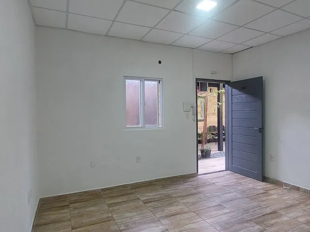 Imagem 8: Locação de Sala Comercial em Joinville - Ideal para Escritório de Trabalhadores Autônomos