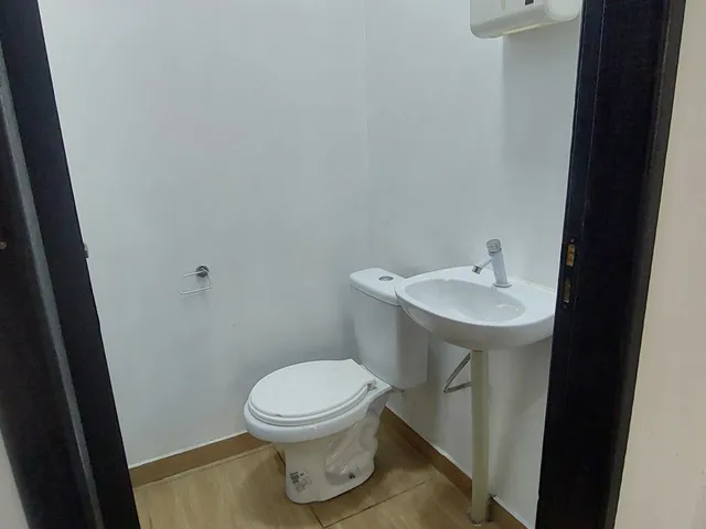 Imagem 11: Locação de Sala Comercial em Joinville - Ideal para Escritório de Trabalhadores Autônomos