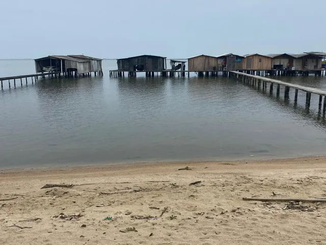 Imagem 3: Venda - Casas - 2 Dormitórios - Mato Alto - Laguna - Sc