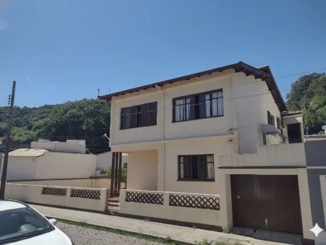 Imagem: Venda - Casas - 8 Dormitórios - Centro
