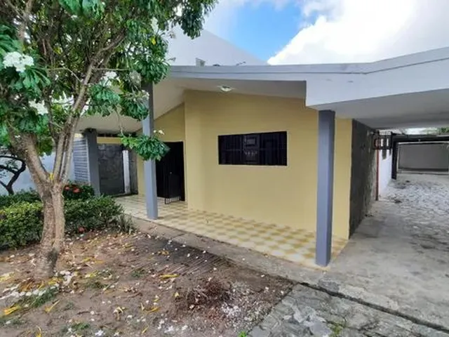 Imagem: Casa nos Bancários 04 Quartos Sendo 01