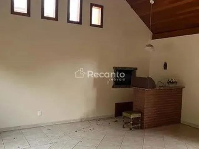 Imagem 16: Excelente Moradia, Semimobiliada Junto Ao Centro de - Canela - Rs