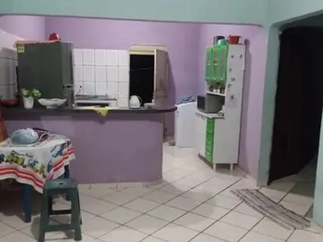 Imagem 2: Aluga-Se Casa com 2 Quartos, 1 Banheiro