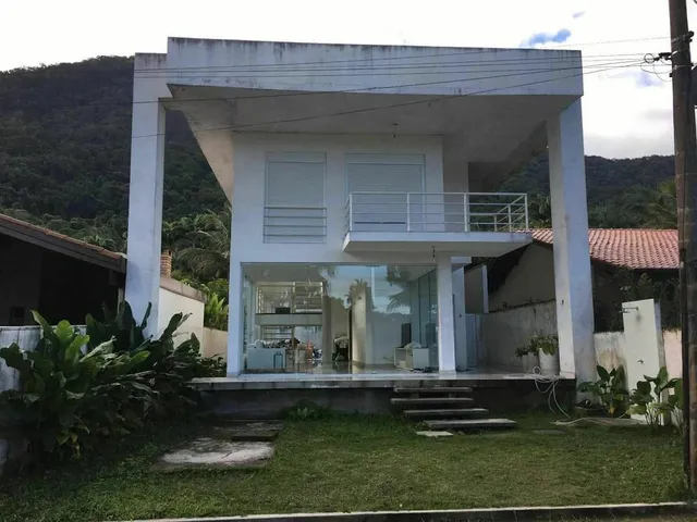 Imagem: Moderníssima Casa no Condomínio Pedra