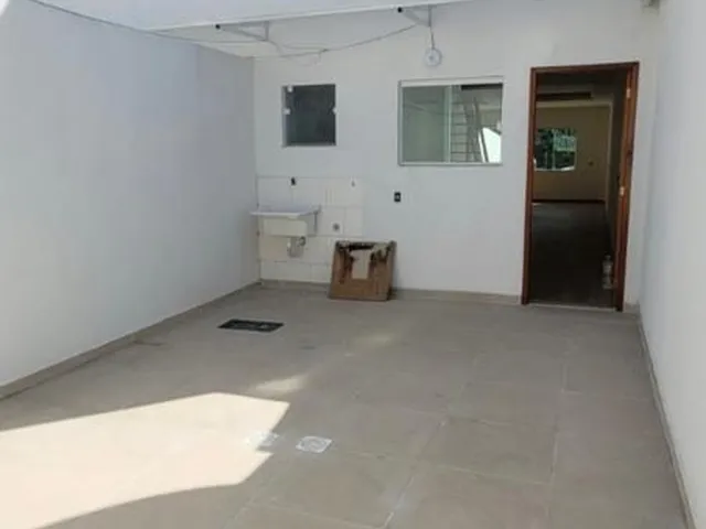Imagem 9: Excelente casa com 02 quartos, sendo 01 suíte, sala, cozinha, banheiro social, área de