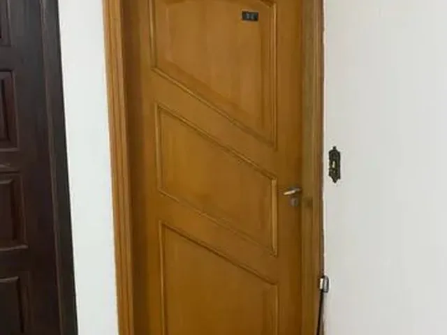 Imagem: O apartamento possui 2 Dormitórios, 1 Banheiro, 1 Vaga na