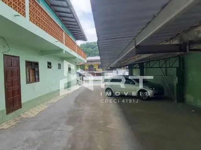 Imagem 10: Prédio Residencial (Com 7 Aptos e Uma Sala Comercial) a Venda no Bairro