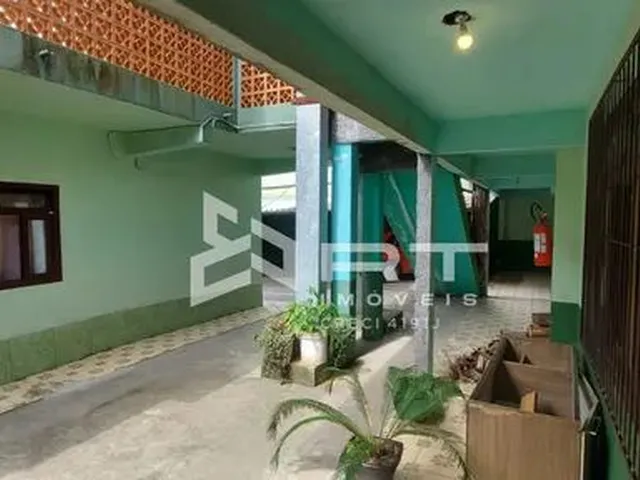 Imagem 11: Prédio Residencial (Com 7 Aptos e Uma Sala Comercial) a Venda no Bairro