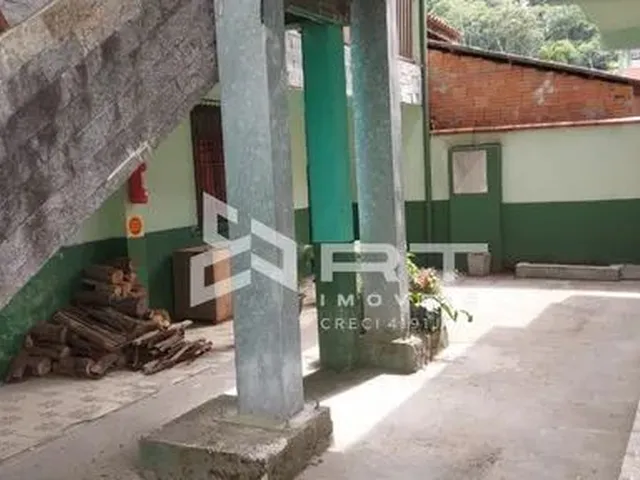 Imagem 16: Prédio Residencial (Com 7 Aptos e Uma Sala Comercial) a Venda no Bairro