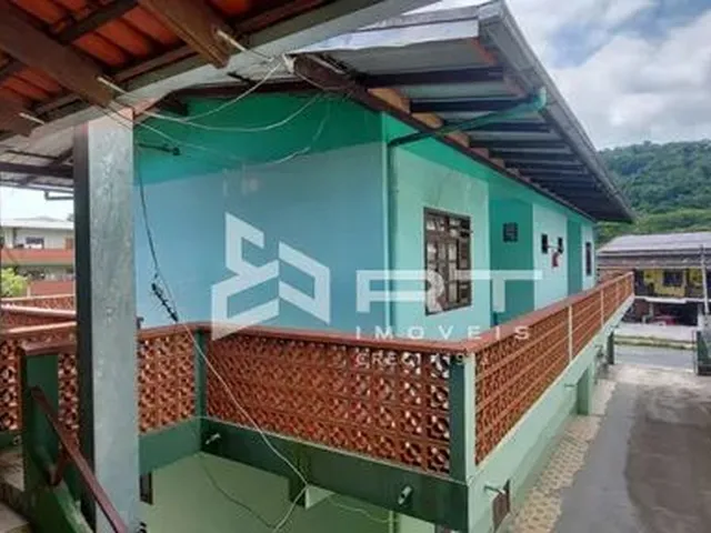Imagem 6: Prédio Residencial (Com 7 Aptos e Uma Sala Comercial) a Venda no Bairro