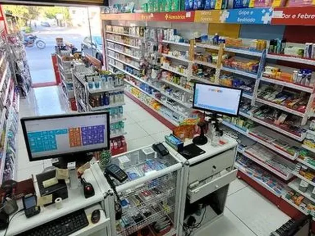 Imagem: Vendo Drogaria Lucrativa na Principal Avenida