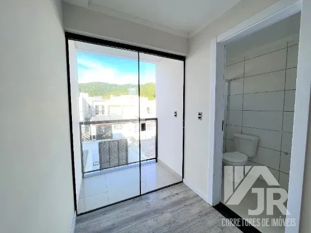 Imagem 4: Sobrado em Camboriú com 2 Suites e 2 Vagas