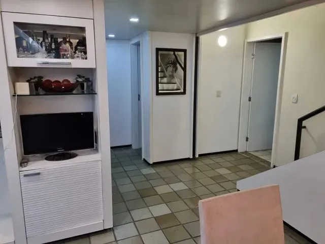 Imagem 16: Triplex para Venda Tem 464 Metros Quadrados com 6 Quartos em Espinheiro - Recife - Pe