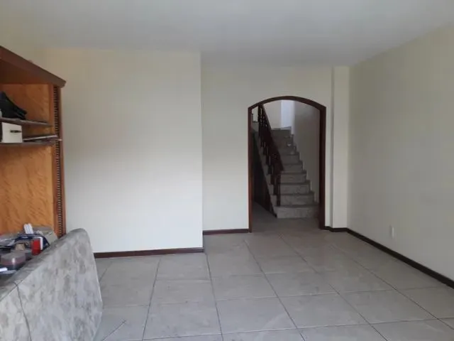 Imagem 5: Bangu - Centro Casa 6 Dormitórios