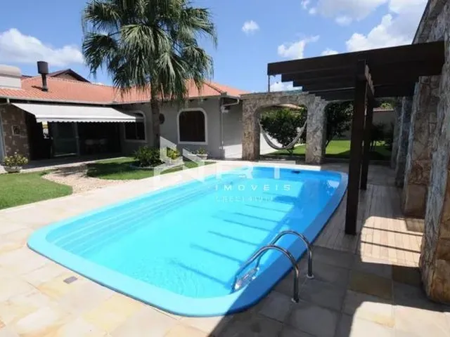 Imagem: Casa de Alto Padrão no Bairro Itoupava