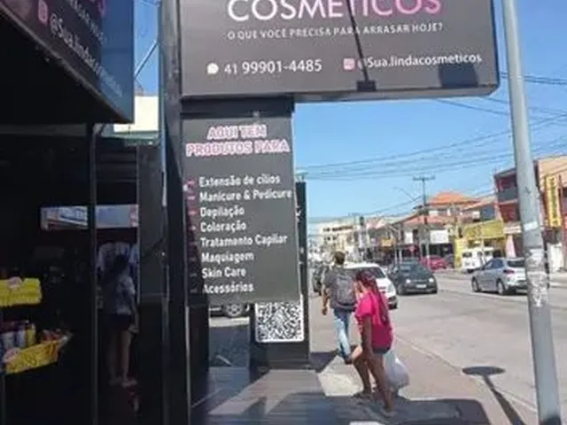 Imagem 2: Vendo Loja de Cosméticos e Salão de Beleza